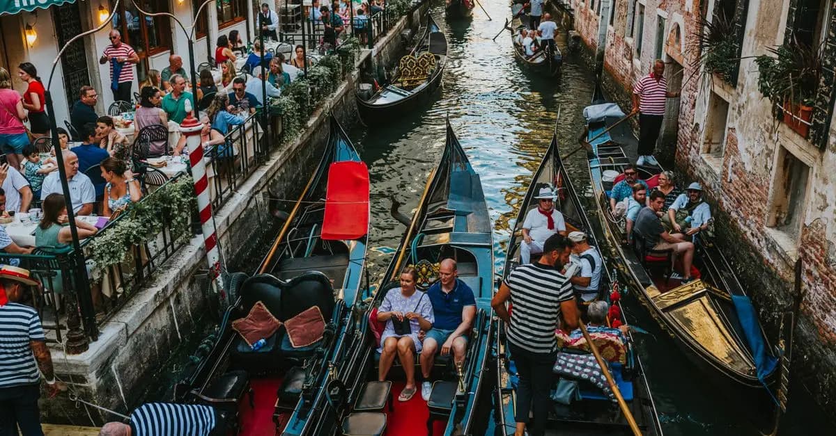 Les meilleures plateformes pour échanger des expériences de voyage